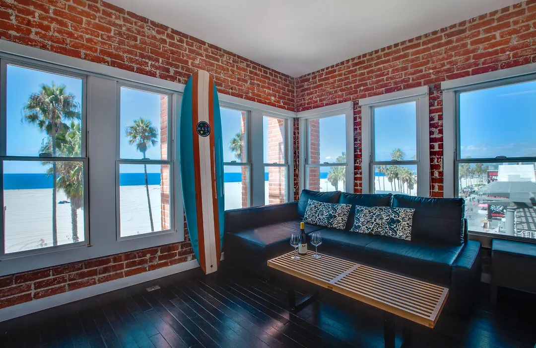 Venice Breeze Suites-1